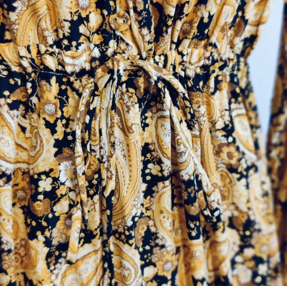 Last Queen perfect Autumn Maxi Dress gold & black Paisley 1/2 button front SM - Picture 8 of 10